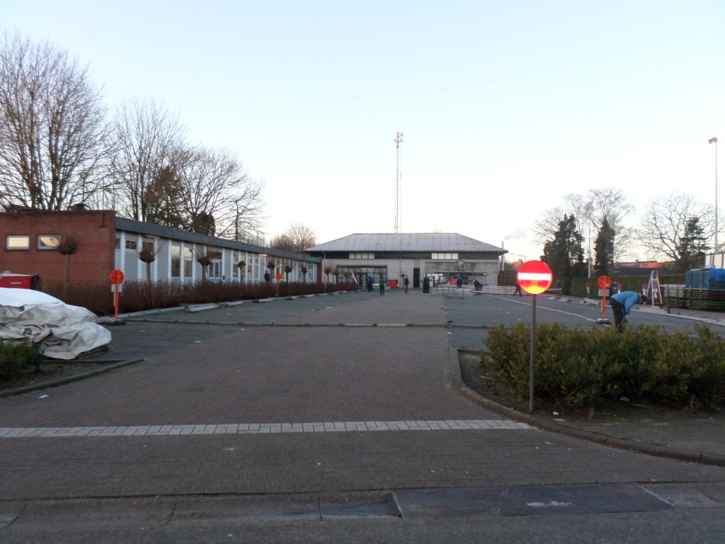 Feesttent Zwevezele Tramstraat